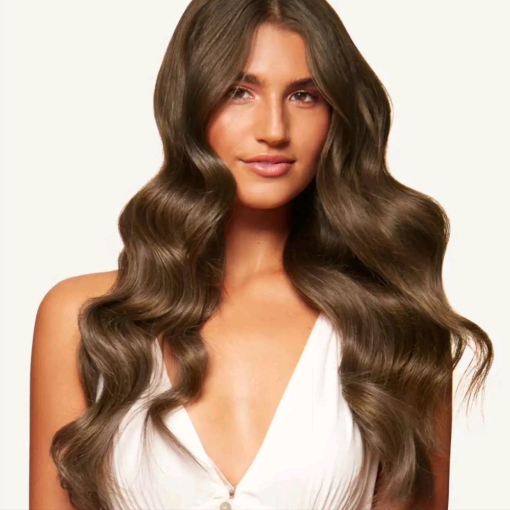Luxy 20" Seamless 90g Neutral Brown Clip-ins